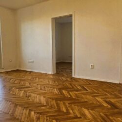 Predaj kompletne zrekonštruovaného 3-izbového bytu s balkónom vo Zvolene – Zlatý Potok - Pekné reality jpg (1)